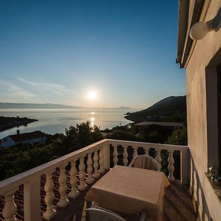 Apartmani Marko Gdinj ภายนอก รูปภาพ