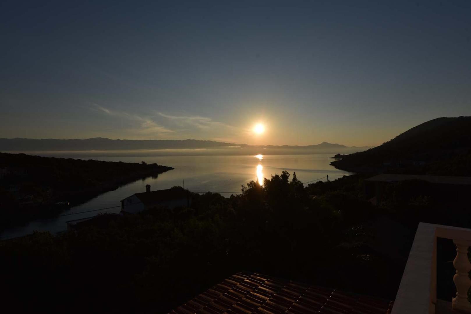 Apartmani Marko Gdinj ภายนอก รูปภาพ