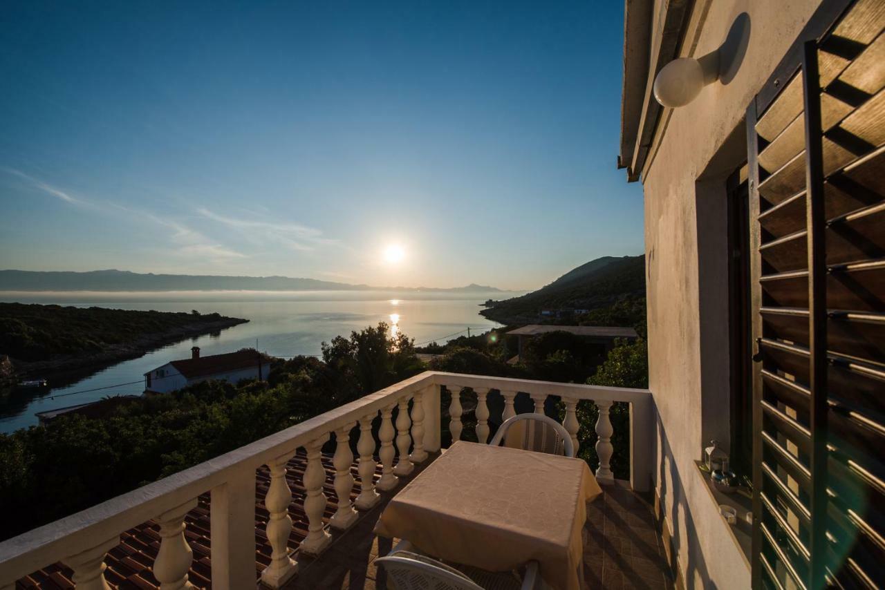 Apartmani Marko Gdinj ภายนอก รูปภาพ