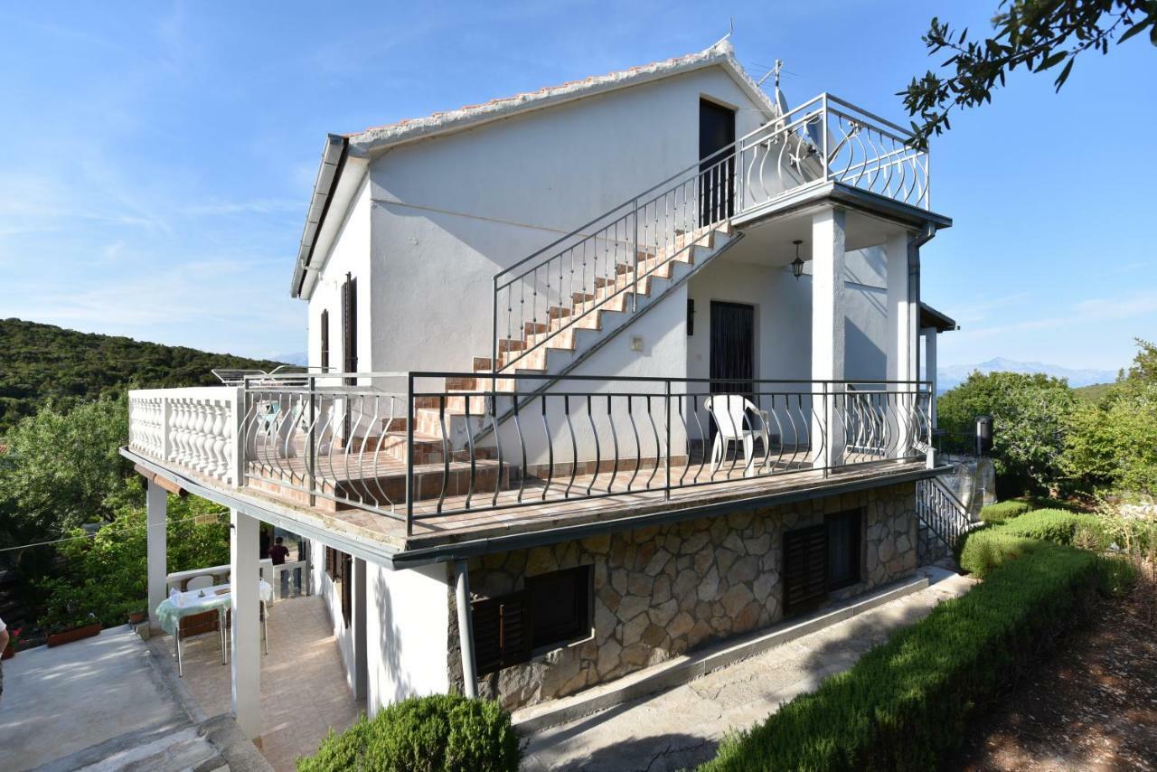 Apartmani Marko Gdinj ภายนอก รูปภาพ