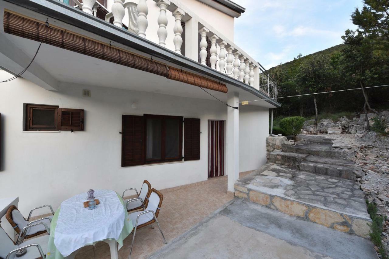 Apartmani Marko Gdinj ภายนอก รูปภาพ